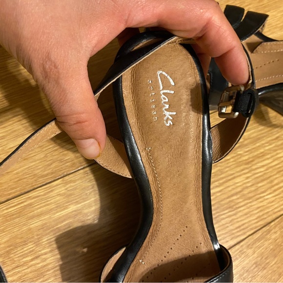 Black platforms. - Picture 7 of 7